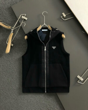 [프라다] 후드 집업 베스트