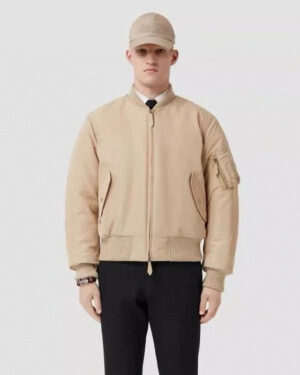 [버버리] 로고 프린트 나일론 보머 재킷 (2 COLORS)