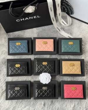 [샤넬] 보이 샤넬 카드홀더 A84431