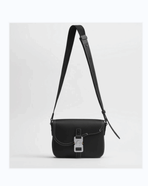 [디올] Saddle 스몰 플랩 스트랩백 1ADPO049YKK