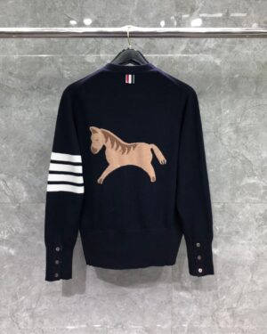 [톰브라운] 루나 뉴이어 울 4-바 인타르시아 가디건(남성용)