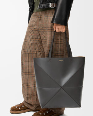 [로에베] XL 샤이니 카프스킨 퍼즐  폴드 토트 백