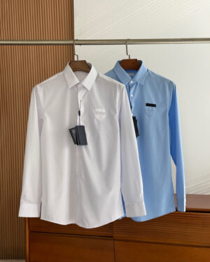 [프라다] 로고 패치 셔츠 (2 COLORS)